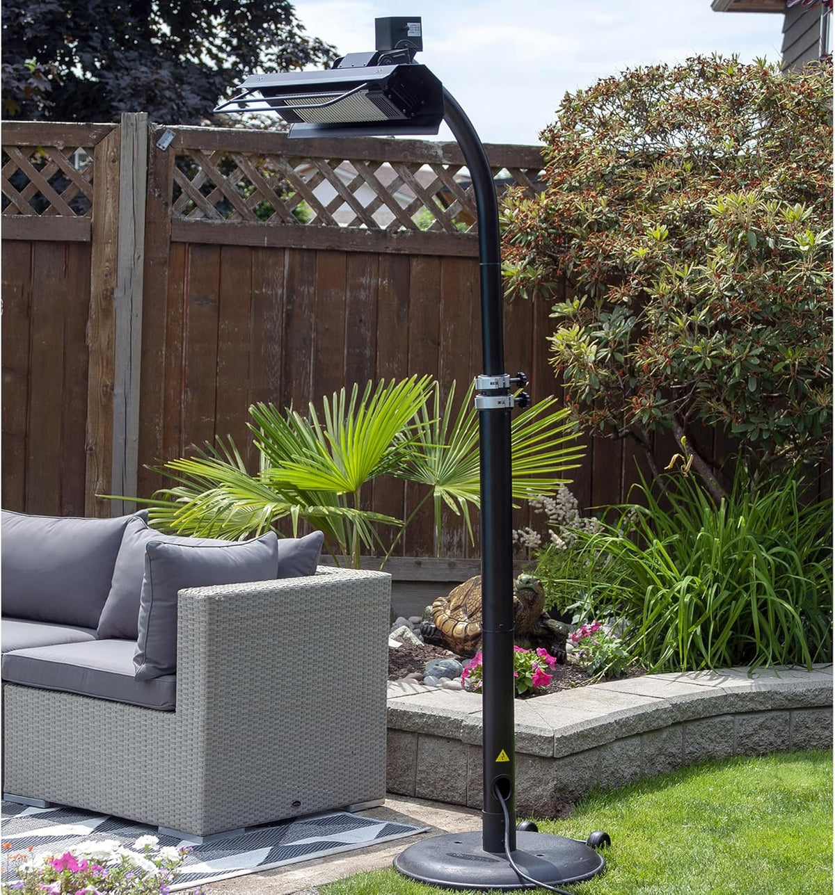 Stretchable Infrared Garden Heater, Black Version